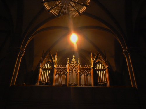 Varhany na kůru kostela svatého Vavřince