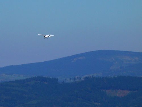 Letadlo nad Broumovskmi stnami