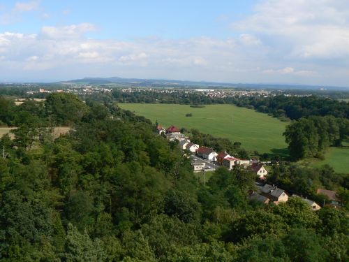 Výhled z věže Zvířetic na Český ráj